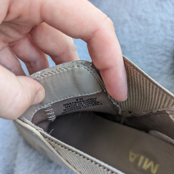 Mia Boots - Picture 9 of 9